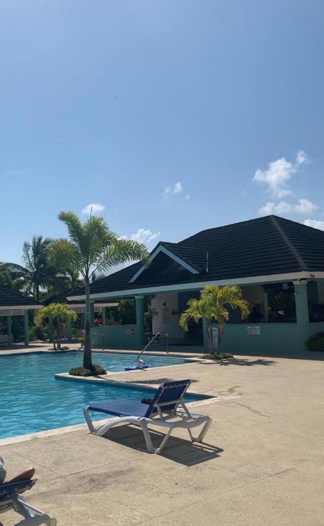 Nature'S Choice Home Richmond Palms, Jamaica Exterior photo